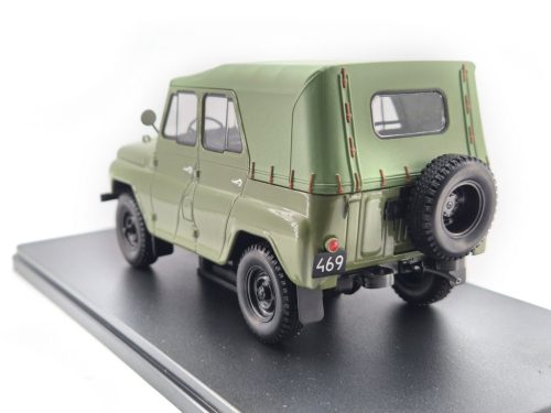 UAZ 469 (1975) - Whitebox - 1:24 