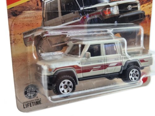 Toyota Land Cruiser 78 (2017) - 40/125 - Matchbox - 1:64 model auto
