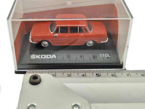Škoda 110L (1973) - roșu - Abrex - 1:72 model auto