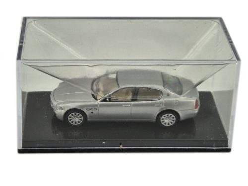 Maserati Quattroporte (2003) - Ricko - 1:87 model auto - cu defect minor 